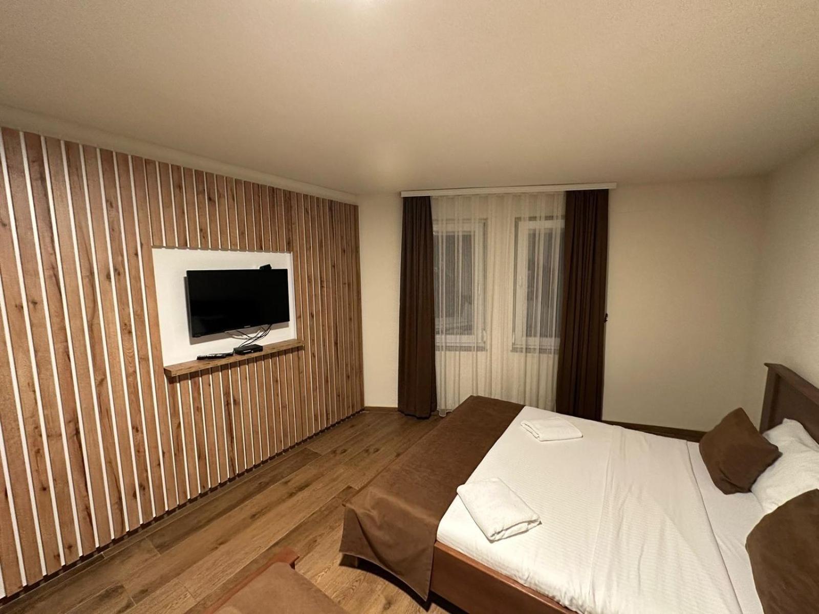 Hotel Panorama Rugove เปเย ภายนอก รูปภาพ