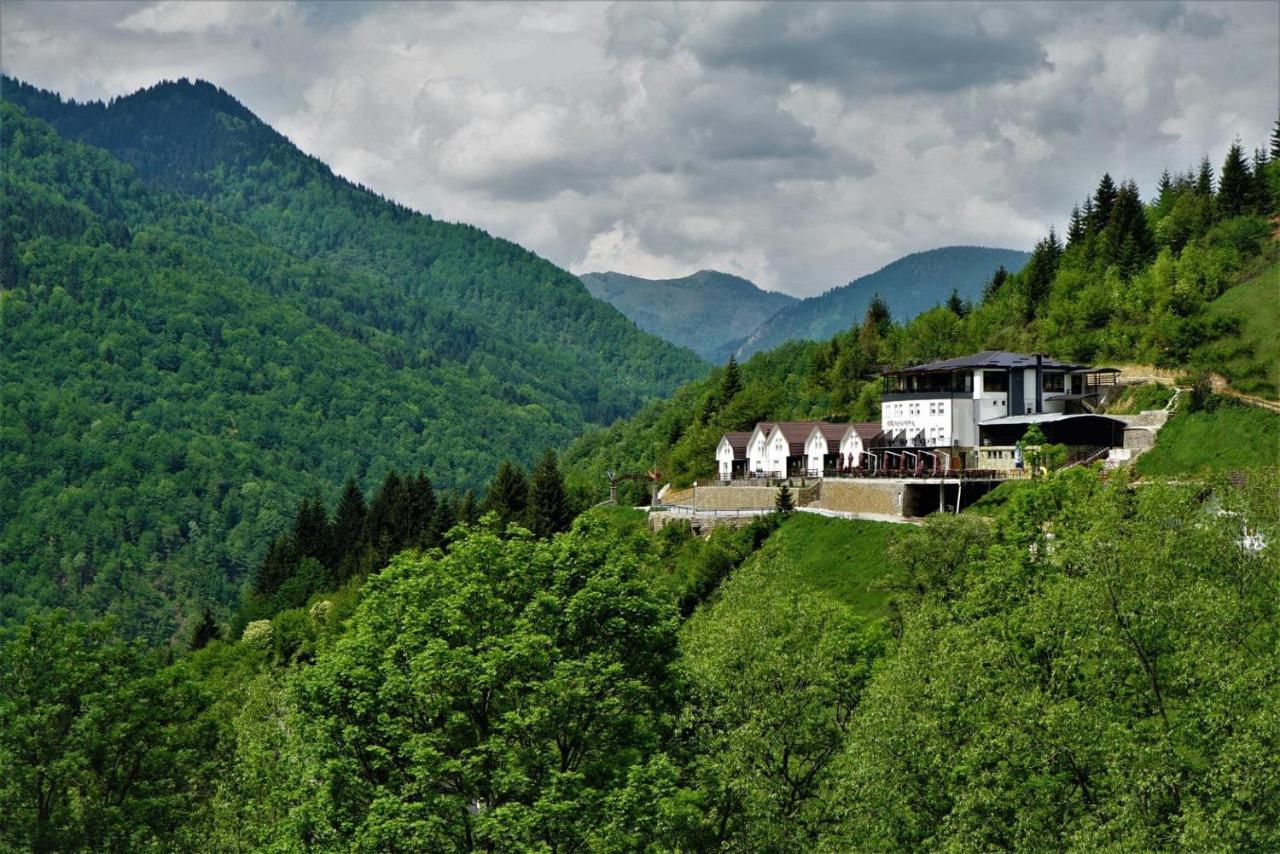 Hotel Panorama Rugove เปเย ภายนอก รูปภาพ